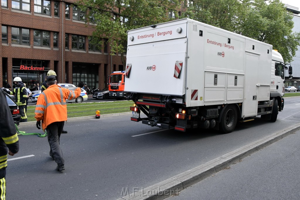 VU PKW Strab Koeln Mitte Caecilienstr Hohe Str P40.JPG - Miklos Laubert